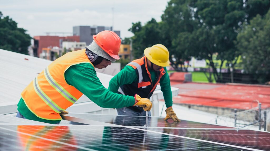 Expertos en instalación de paneles solares en Guadalajara y Jalisco.