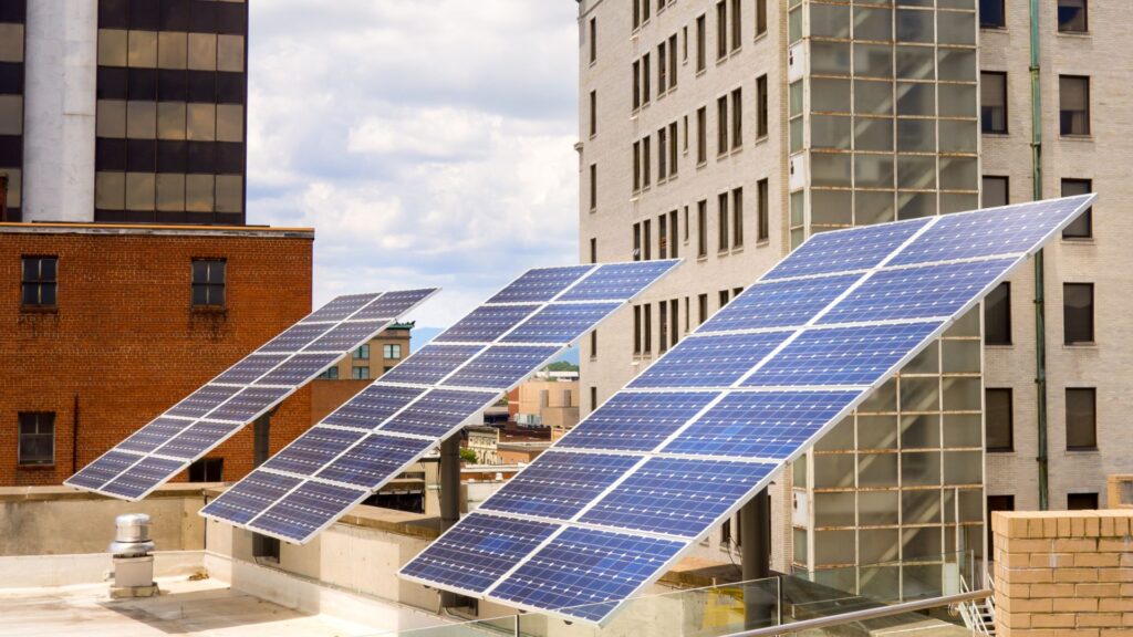 Soluciones solares en Guadalajara para hogares y comercios.